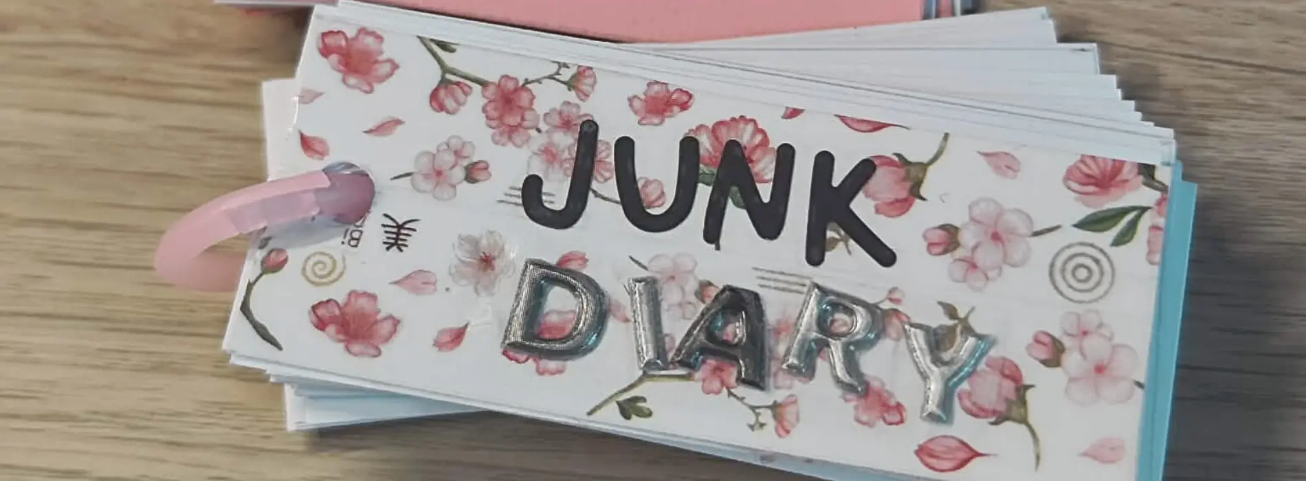 Comment faire ton mini Junk diary personnalisé ?